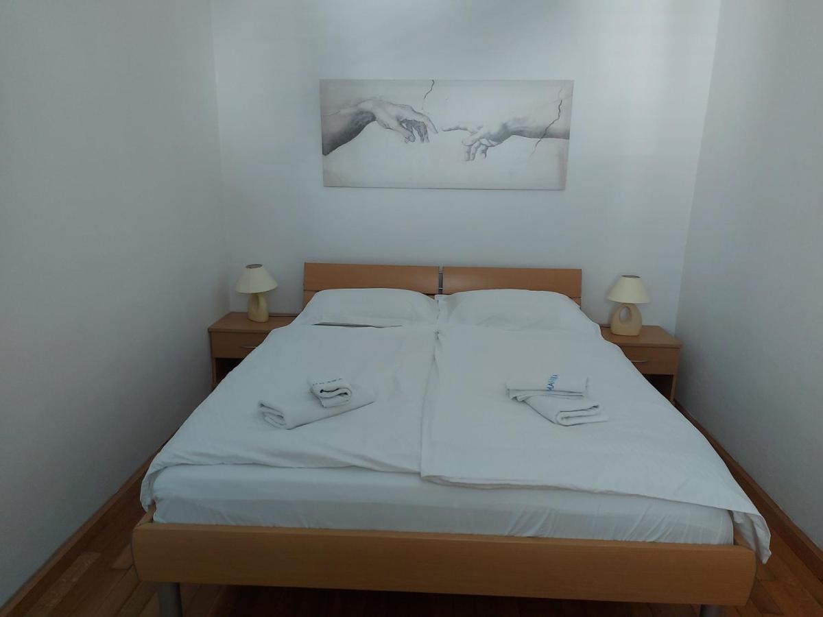 Apartments Ajka Раб Экстерьер фото